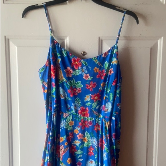 Cami Strap dresses 4 for $20 - Picture 5 of 8